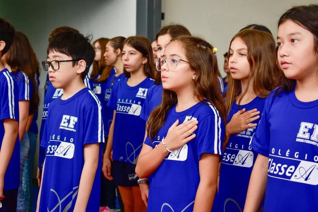 Ensino Fundamental II no Colégio Classe A